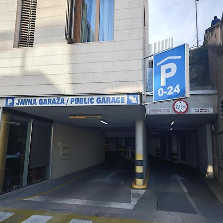 Apartment Central Old Town With Private Indoor Garage Parking Split Dış mekan fotoğraf