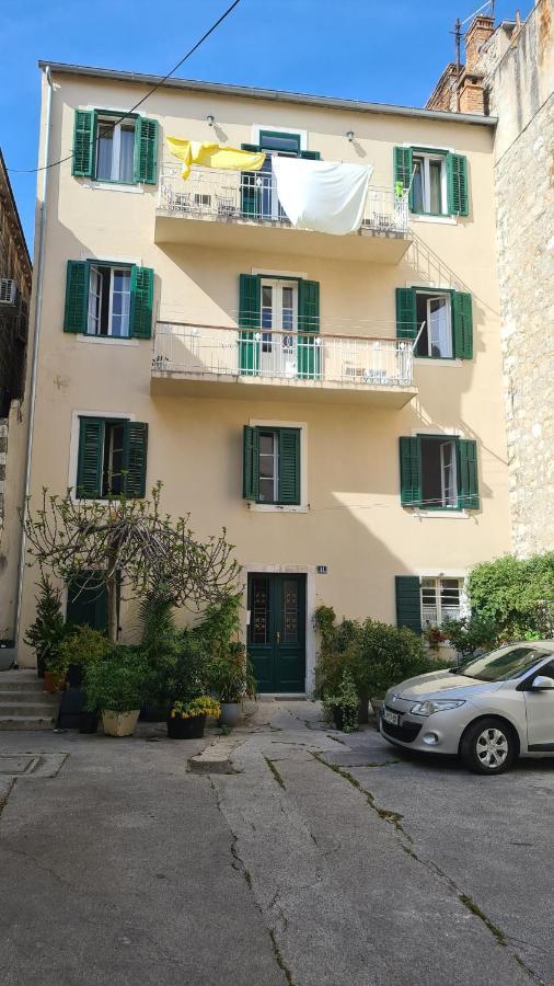 Apartment Central Old Town With Private Indoor Garage Parking Split Dış mekan fotoğraf